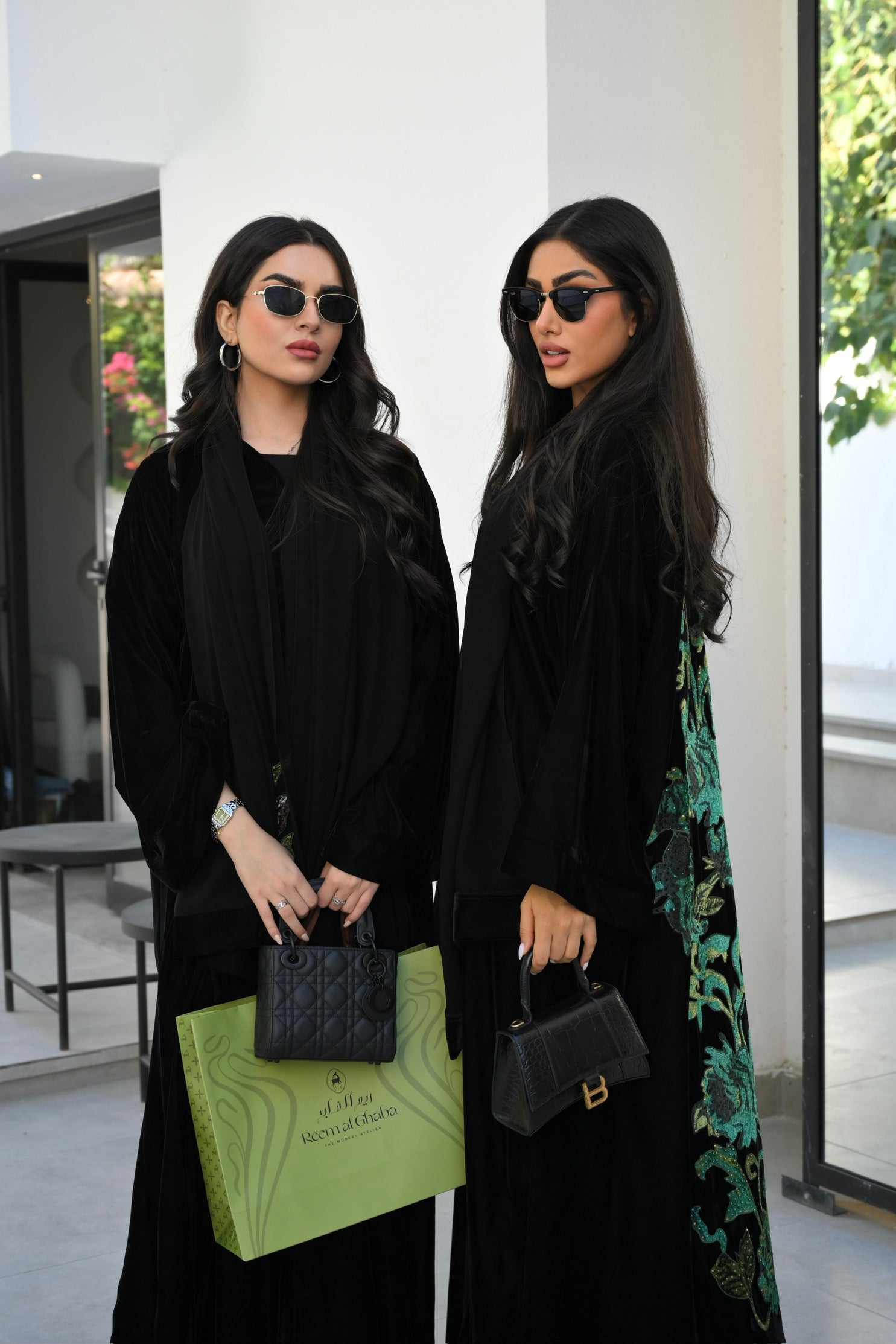 Garden of Eden velvet abaya 🍃